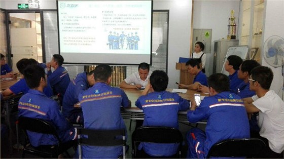 師傅培訓(xùn)，安裝工人需要專門培訓(xùn)