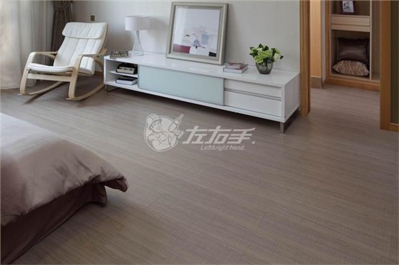 強(qiáng)化和復(fù)合地板哪個(gè)好