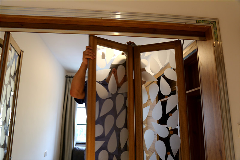 【左右手家具安裝】究竟是先安裝門還是先安裝地板，終于有答案了