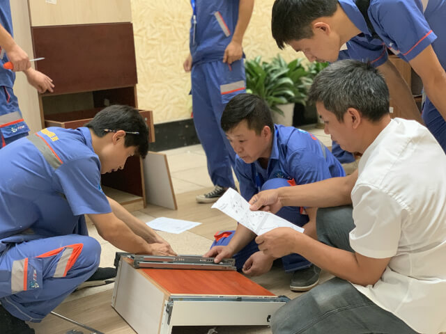 干完活卻收不到錢！安裝師傅有苦說不出來！