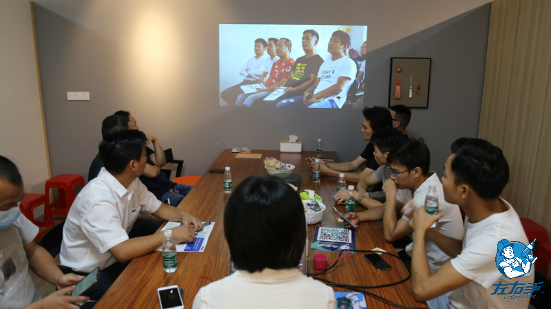 IMG_9415佛山左右手授權(quán)儀式+商家交流會(huì)佛山左右手師傅招聘會(huì)