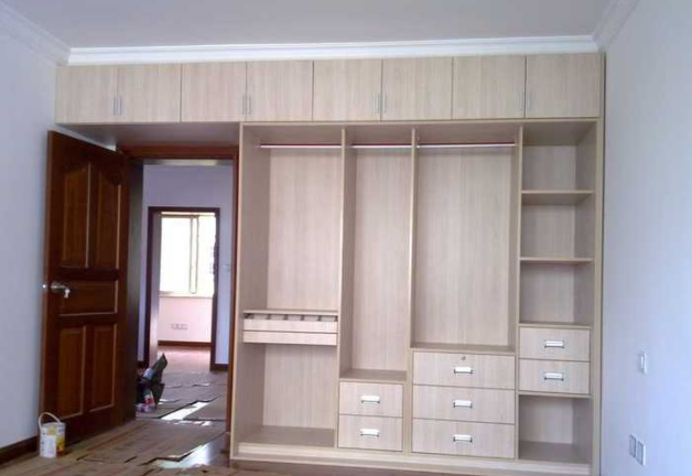 網(wǎng)上買家具注意事項(xiàng)，新房是買家具還是定制家具好呢？