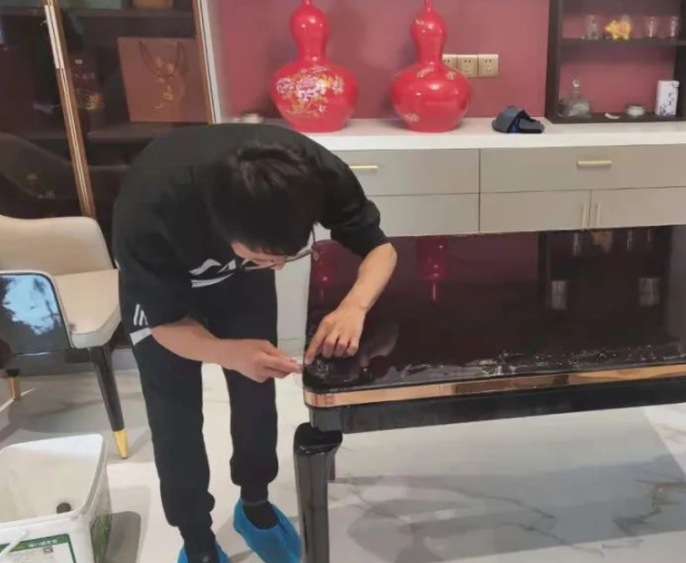 紅木擺件的種類(lèi)：紅木家具冬季的保養(yǎng)方法？