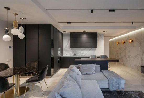 木工藝品雕刻：家具到底是選工廠定制，還是請(qǐng)木工現(xiàn)場(chǎng)打好？