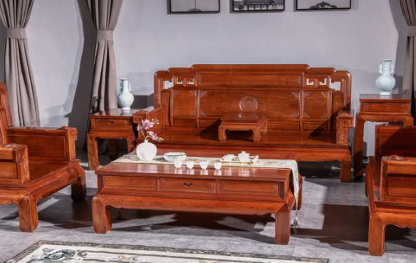 木質(zhì)地板包裝;請問木質(zhì)家具上的霉斑如何去除？