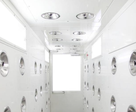 貨物風(fēng)淋室設(shè)備：實(shí)驗(yàn)室裝修建設(shè)要點(diǎn)之實(shí)驗(yàn)室家具，風(fēng)淋室的結(jié)構(gòu)用途