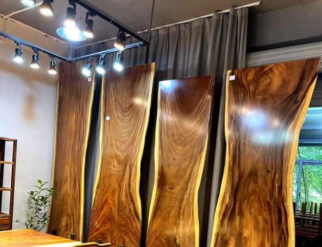 天津?qū)嵞炯揖吣募液?，?shí)木家具為何會快速崛起？