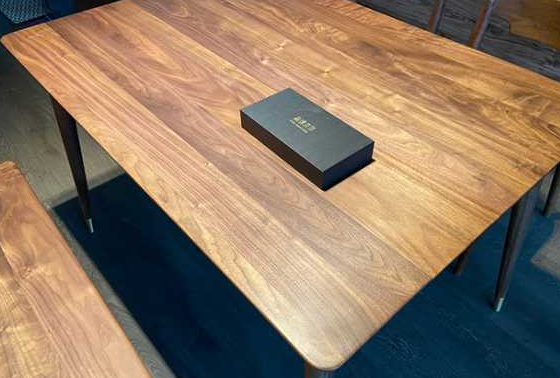 黑胡桃色實木家具那么多坑，想買不敢買呀?