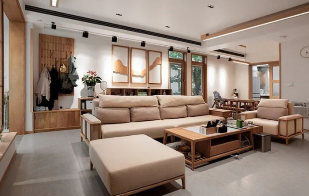 實木地板材質翻新:全屋實木家具的養(yǎng)老房，處處都有人文與關懷