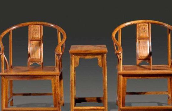 中國新古典家具：新中式紅木家具vs古典紅木家具 保值選哪個？