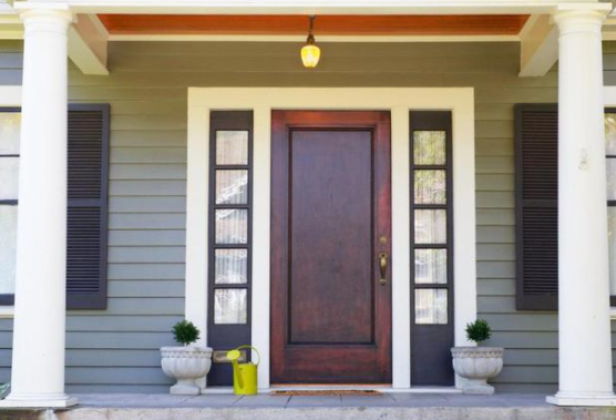 純橡木家具：橡木當(dāng)做門的材質(zhì)怎么樣？橡木門后期如何保養(yǎng)？