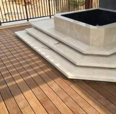 戶外竹木地板有很什么優(yōu)點(diǎn)？要怎么保養(yǎng)？