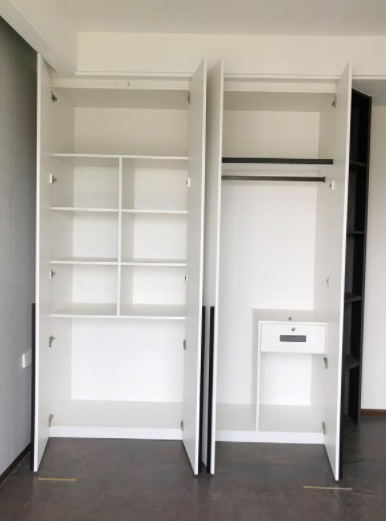 整體四門衣柜品牌，定制衣柜會取代成品衣柜嗎？