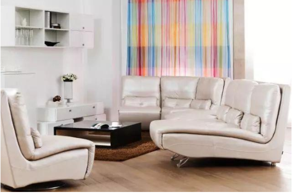 舊沙發(fā)怎樣翻新要多少錢？新買的皮沙發(fā)就變成了老舊沙發(fā)？