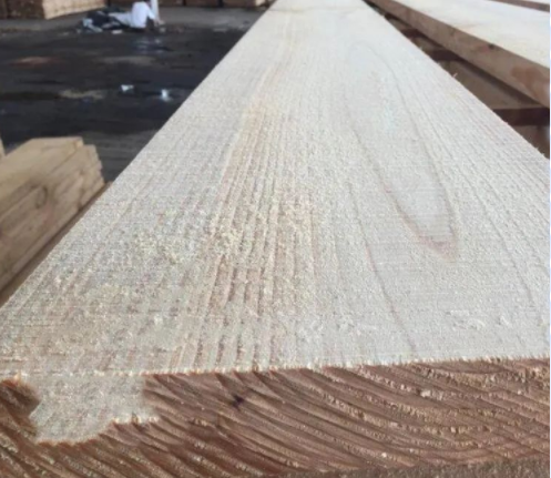 松木家具的優(yōu)缺點，輻射松木建筑木方的優(yōu)缺點?