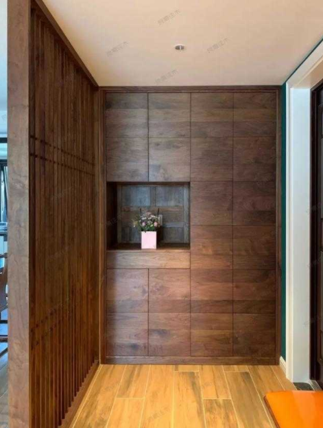 鄭州小戶型中式裝修，直入式戶型如何設(shè)計玄關(guān)？