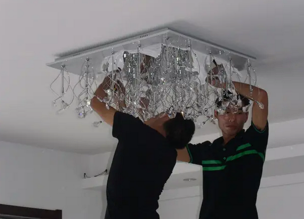 家具安裝：燈具安裝有哪些要求？燈具品牌介紹