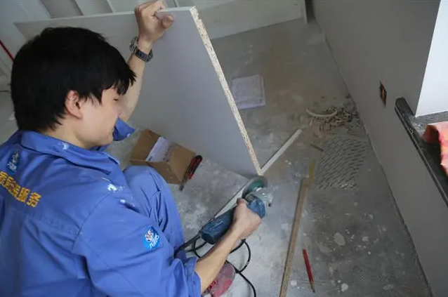 聲明：在左右手平臺下單，不會額外收取商家（用戶）任何費用！