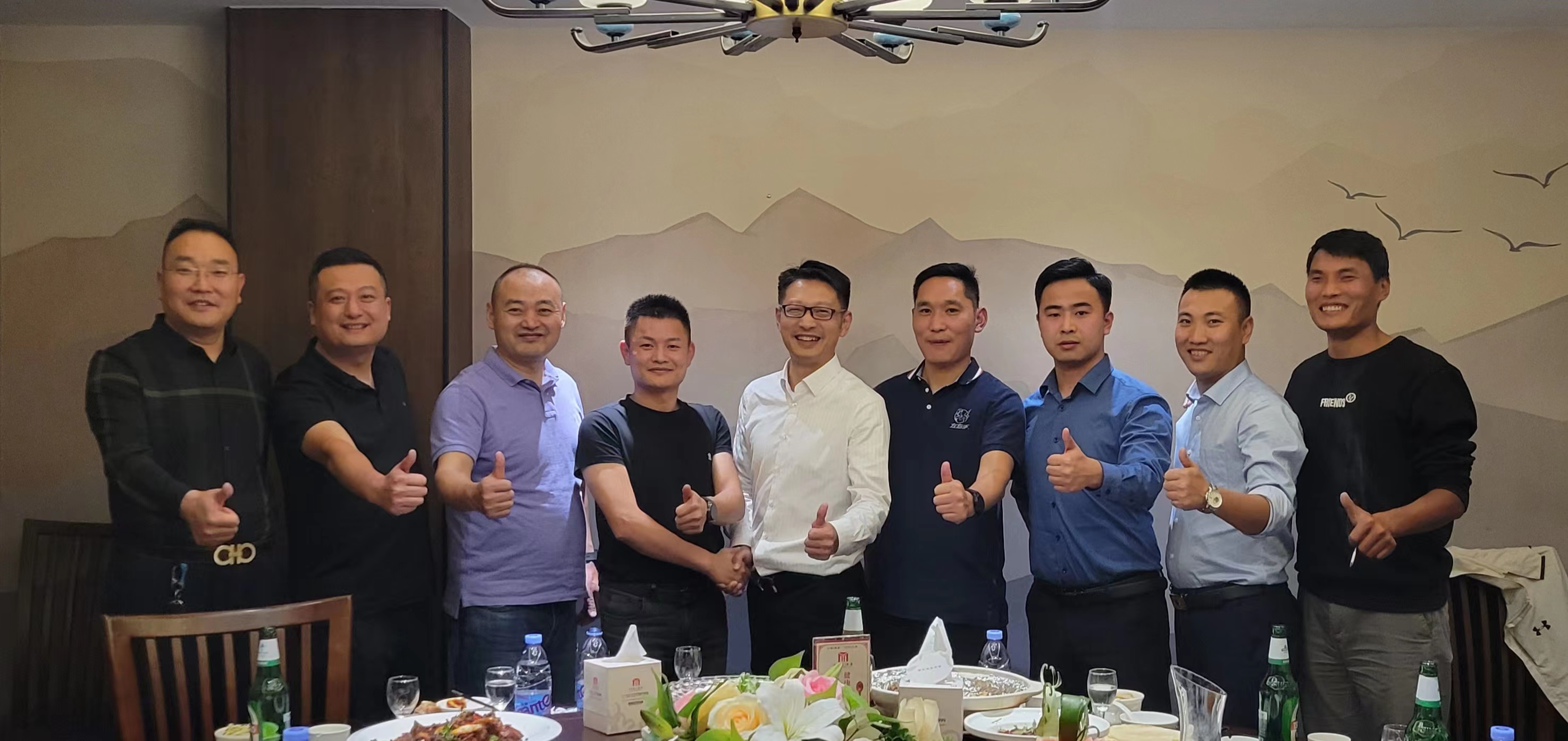 左右手的又一步奮進，沖擊山東市場！